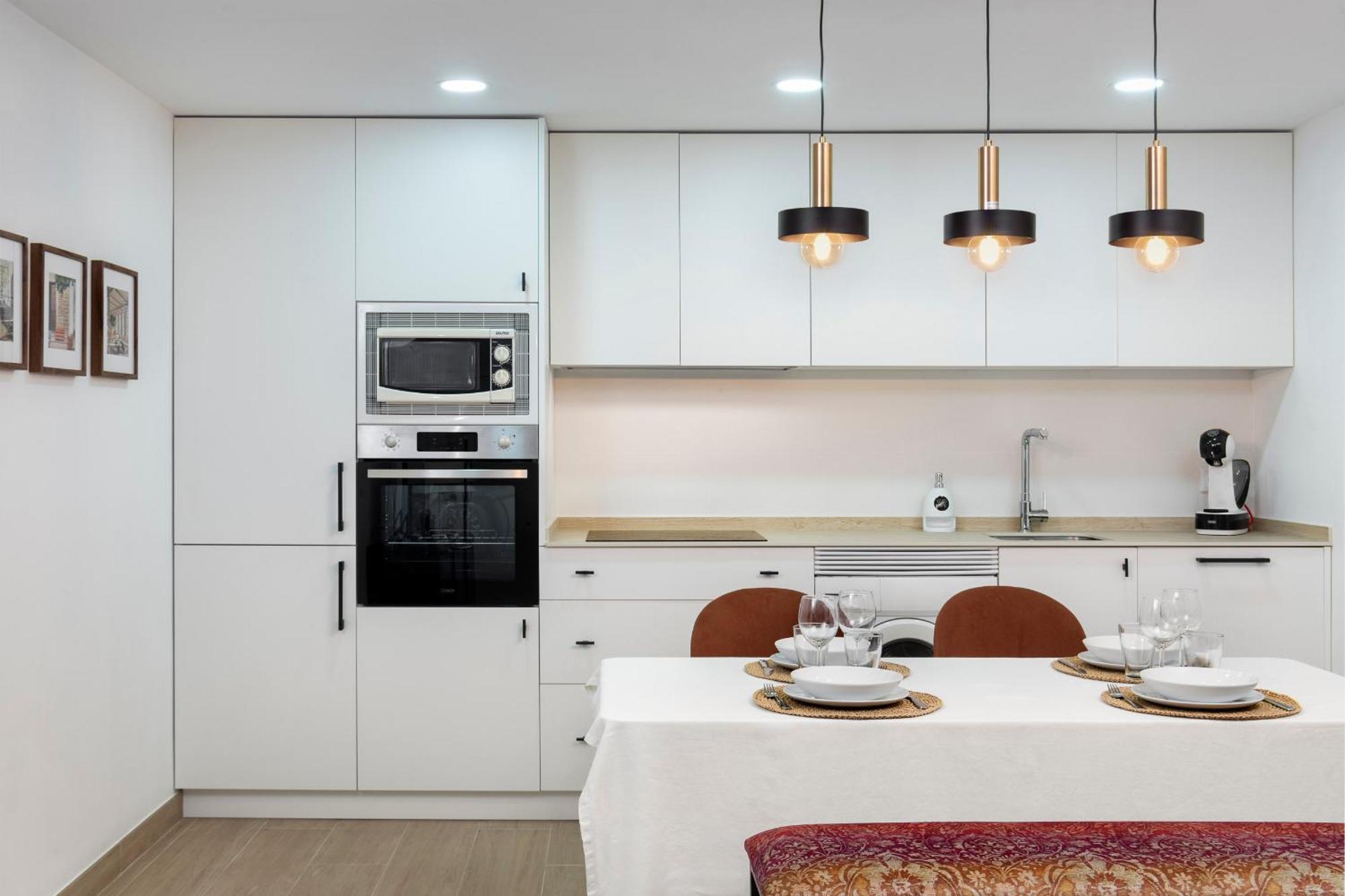 Alohamundi Plaza Nueva Apartment Seville Exterior photo